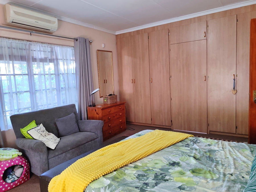 3 Bedroom Property for Sale in Wilkoppies North West